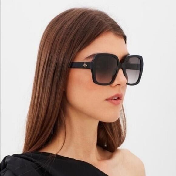 Gucci Classic Oversized Rectangular Sunglasses GG0096S NWT MSRP: $ 500.00